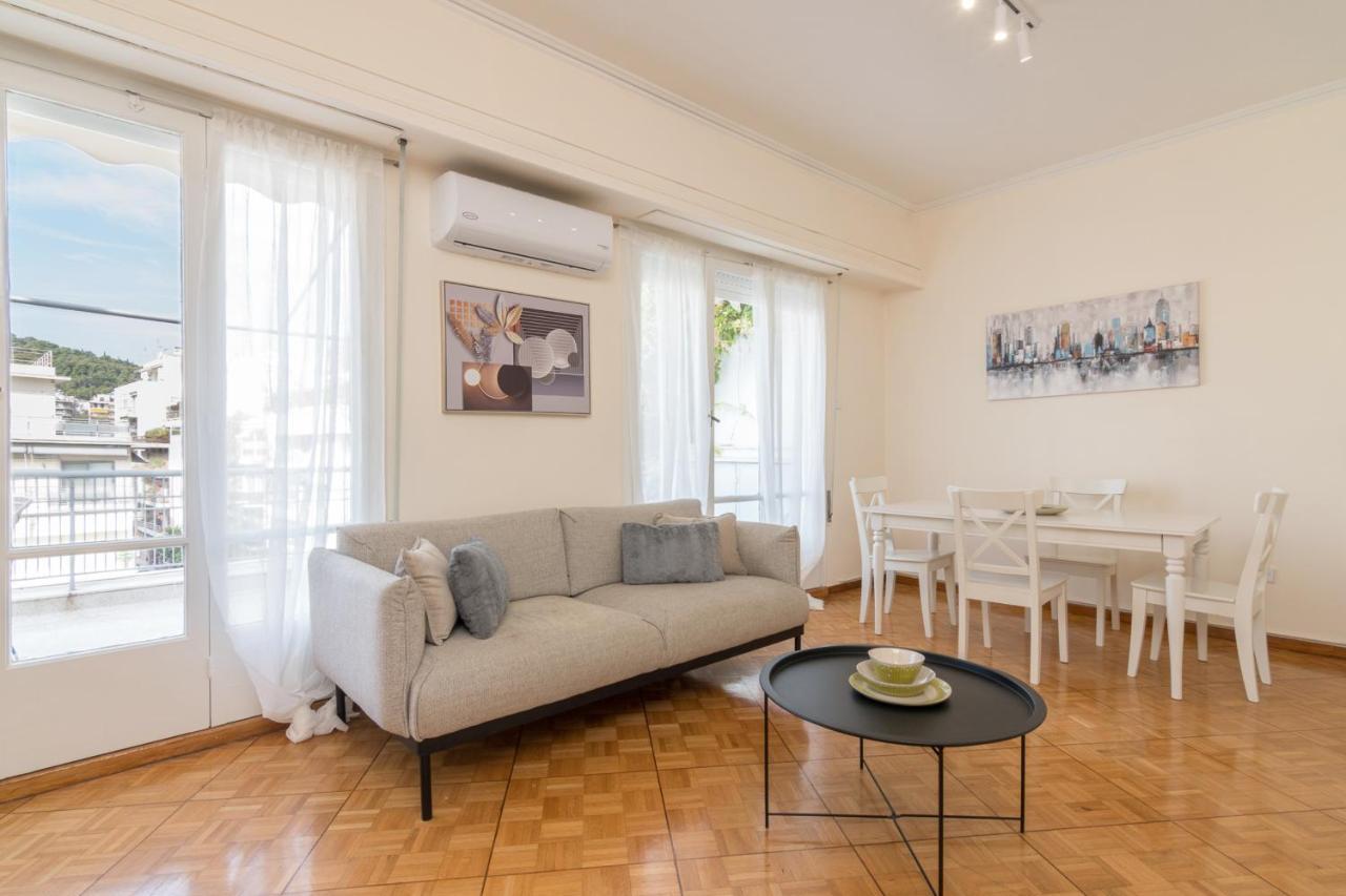 Phaedrus Living: City Center Flat Michalakopoulou アテネ エクステリア 写真