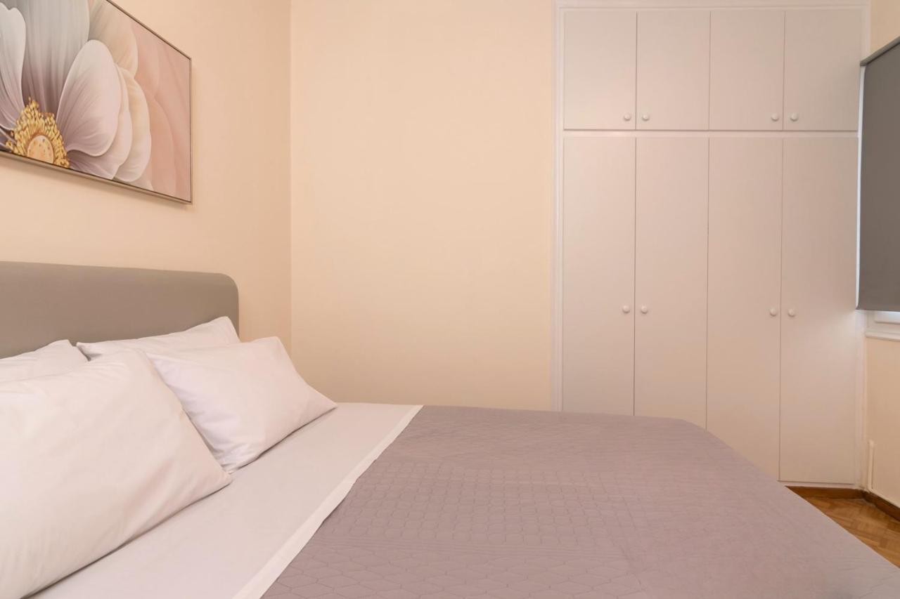 Phaedrus Living: City Center Flat Michalakopoulou アテネ エクステリア 写真